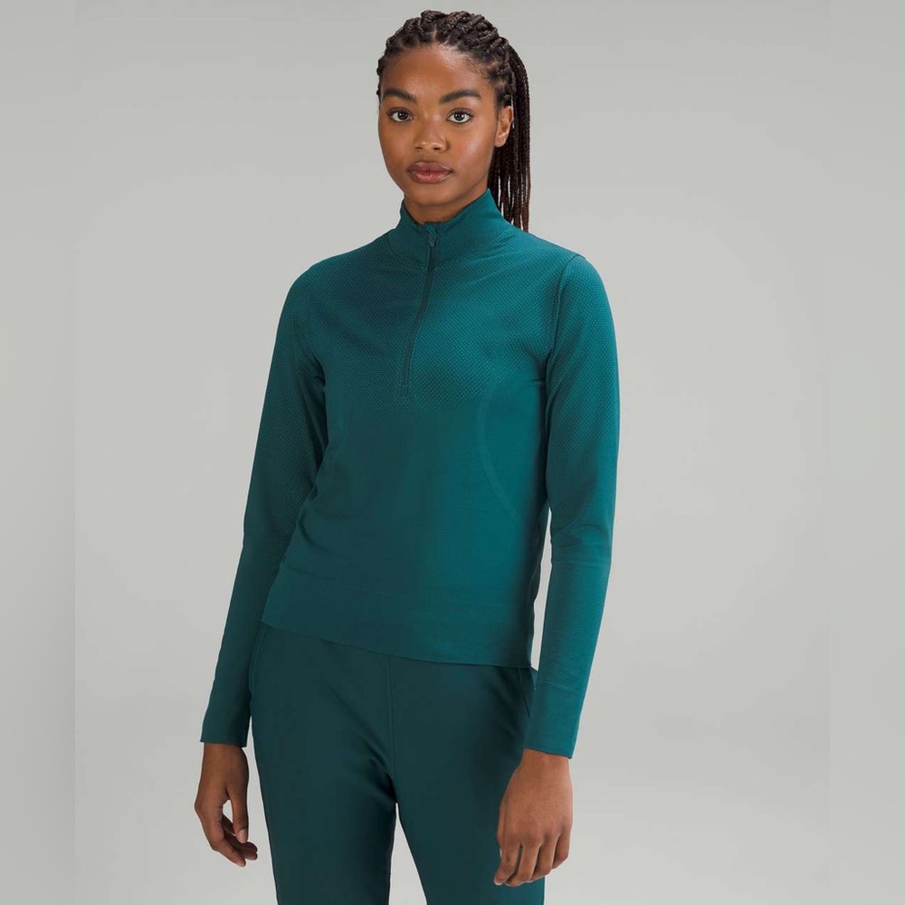 D - Lululemon Swiftly Relaxed Half Zip
Green Jasper / Oceanic